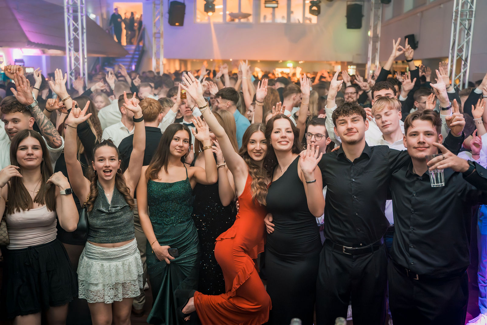 Publikum bei einer GalaxyEvents Veranstaltung in Bassum